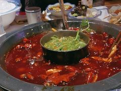 -爱你您·自家鱼塘·活水喷泉鱼火锅(八里店)