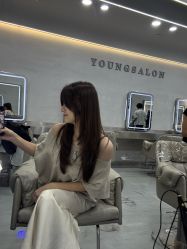 -YOUNG漾沙龙