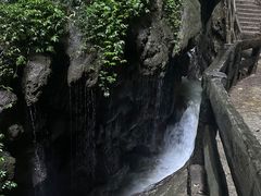 -龙水峡地缝景区