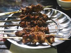 -烤肉小伙烤肉店