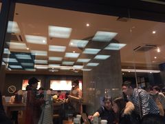大堂-星巴克(港汇1号办公楼店)