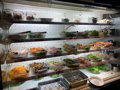 自助取餐区-马路牙子地桌烤肉(工体店)