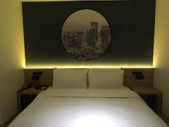-成都太古里总府王府井亚朵X酒店