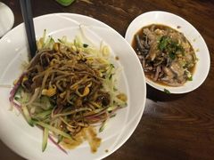 一份炸酱面和爆肚，共60，有点贵-黑八私房老北京炸酱面