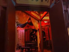 -暴风岛沉浸式体验馆(百联世纪店)