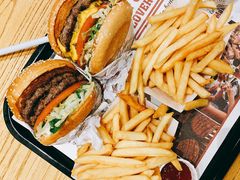 -The Habit Burger Grill 哈比特汉堡(爱琴海店)