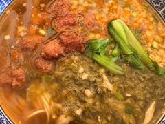 辣肉面-沪西老弄堂面馆(定西路店)