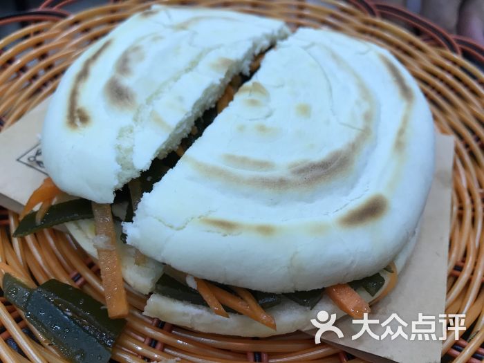 菜夹馍