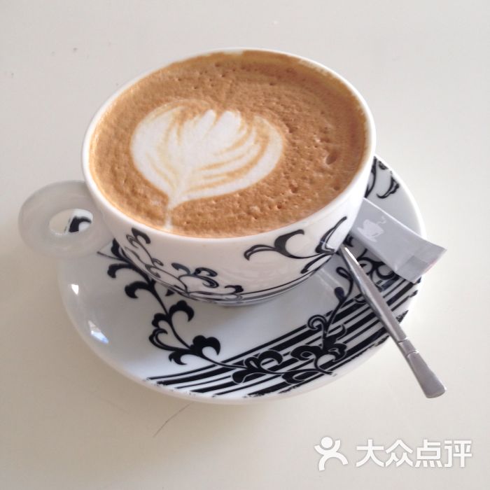 玛琪雅朵咖啡(冠亚广场店)拿铁图片 - 第1张