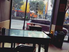 -聚笼鲜美食(凤凰街店)