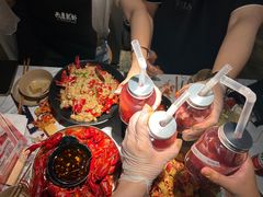 -巴厘龙虾·榜首油焖大虾(音乐学院·沿江酒馆店)