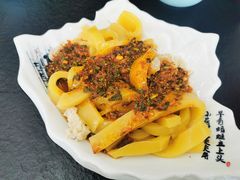 -撒拉人家.酸菜牦牛肉火锅