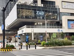 -Z&B Fitness Studio·Gym(前滩L+PLAZA店)