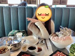 -红鼎豆捞·非遗鲍皇汤火锅(宝丰路店)