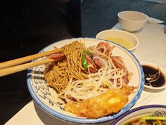 -镇南锅盖面馆(解放路店)