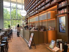 -茑屋书店(天目里店)
