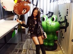 -LINE FRIENDS Garosu-gil Flagship Store
