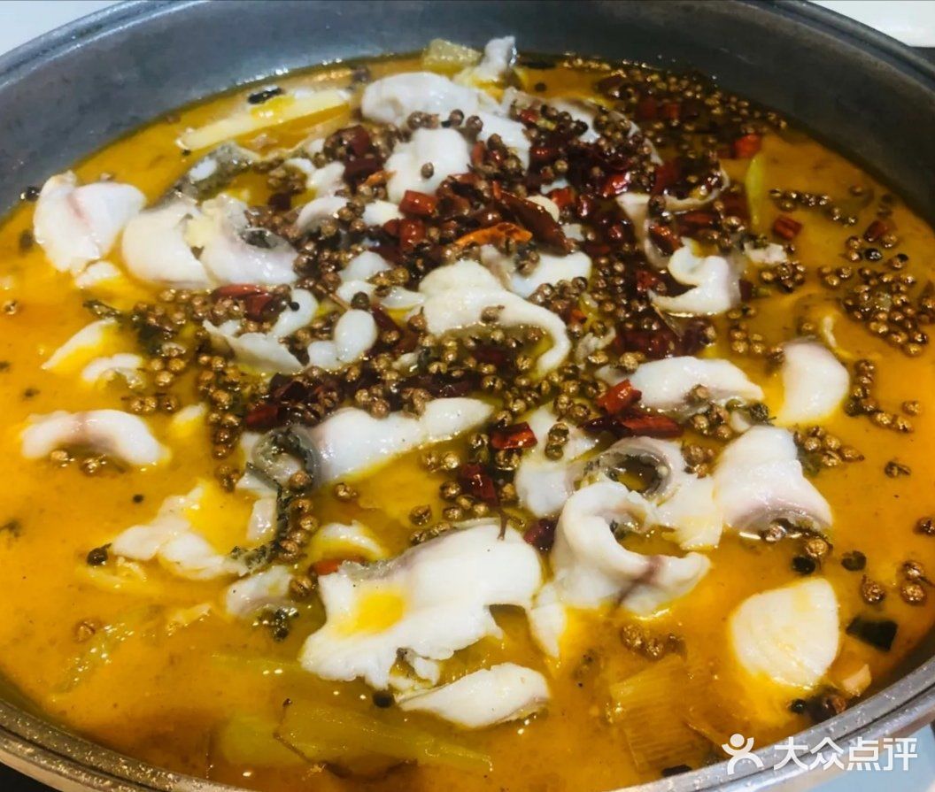 蒜泥汤金黄味道浓郁，每次都要被喝点好多