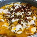 蒜泥汤金黄味道浓郁，每次都要被喝点好多