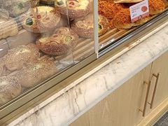 -万利隆·活力烘焙(人民路店)