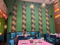 -香巴拉云南餐厅(华莱坞店)