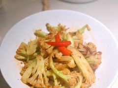 xo酱爆有机花菜-渔语鱼酸菜鱼新川菜(来福士店)