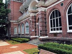 -香港大学