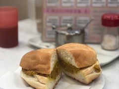 辣魚包-金多乐茶餐厅