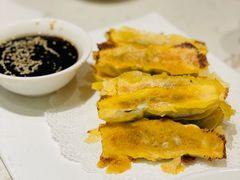 金奖锅贴-春发生饭店·非遗(南院门店)