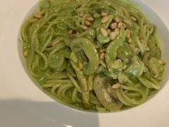 青酱蘑菇鸡肉意面-UPPER KITCHEN(延安路店)