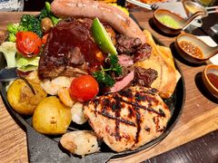 蓝蛙狠丰盛二海三陆炙烤嘉年华-bluefrog蓝蛙(恒隆广场店)