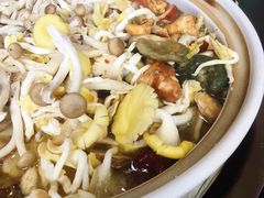 -东巴谷野生菌火锅餐厅