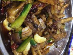 -江城燕子大排档(江汉路步行街店)