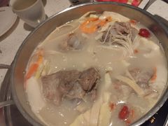 -三人行骨头王火锅(长寿店)
