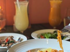 -Sala Thai Restaurant