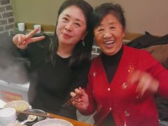-辣莊重庆老火锅(威海高铁站韩乐坊店)