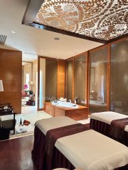 -青岛香格里拉·氣水疗中心