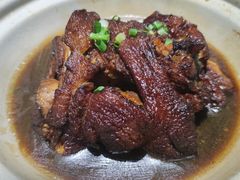-老码头黑皮肘子锅包肉(赣水路店)