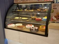 面包甜点陈列柜-DQ·蛋糕·冰淇淋(苏州中心店)