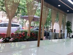 -CARR SALON