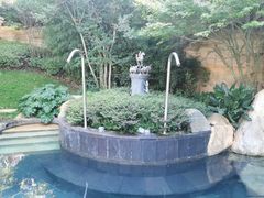-七彩云南古滇温泉山庄