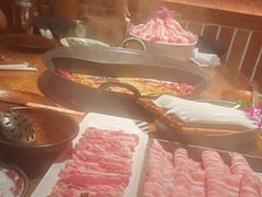 -巴卤社老火锅(财富店)