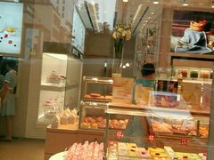 面包甜点陈列柜-好利来(亦庄国融店)