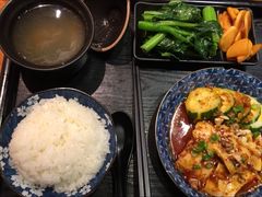 川味椒麻口水鸡饭-又鸟pizza海南鸡饭(假日广场店)