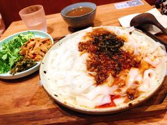 麻酱肉臊子拌粉-小满手工粉(上海月星环球港店)