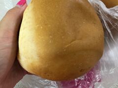 -白玉兰食品甜凤店(合生汇店)