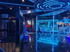 -世代星球·保龄球·镭战真人CS·团建(杨浦店)