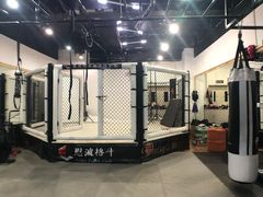 -成杰格斗·拳击·柔术·防身术(建设路店)