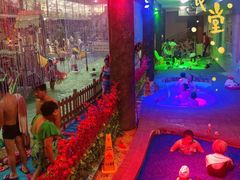 -兴芮温泉度假区