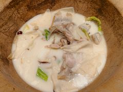 -滇香肴·云南菜蒸汽石锅鱼(云南北路店)